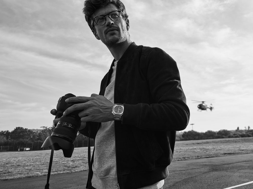 Oggetti e accessori per l'uomo sportivo amante dei viaggi e ecologista