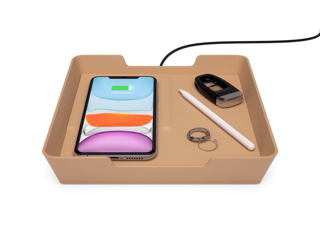 Einova, distribuita in Italia da Athena. Valet Tray, vassoio portaoggetti ricarica wireless con ricarica rapida 10W e porta USB-A da 5W integrata. Compatibile con tutti i dispositivi con tecnologia Qi 10W. Colori: (mancano) Prezzo: euro 99,99 IVA esclusa.
