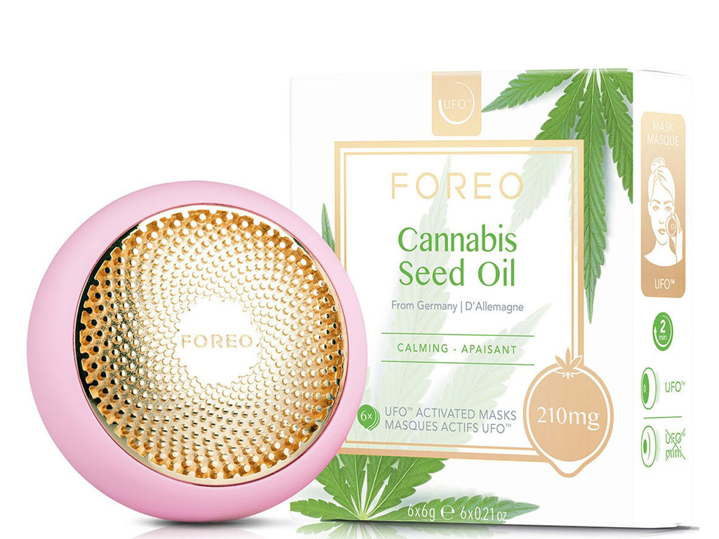 Foreo. Ufo 2 + Cannabis Seed Oil Mask. Ufo 2. Dotato di Termoterapia, Crioterapia, Tecnologia a Pulsazione T-Sonic e Terapia a luce a LED a spettro completo con 8 luci. Prezzi globali: Ufo 2: euro 279,00 e Ufo Mini 2: euro 179,00. Cannabis Seed Oil Mask. Da applicare la in abbinamento al dispositivo hi-tech Ufo 2. Prezzi globali: euro 19.90 scatola da 6 maschere viso attivate.