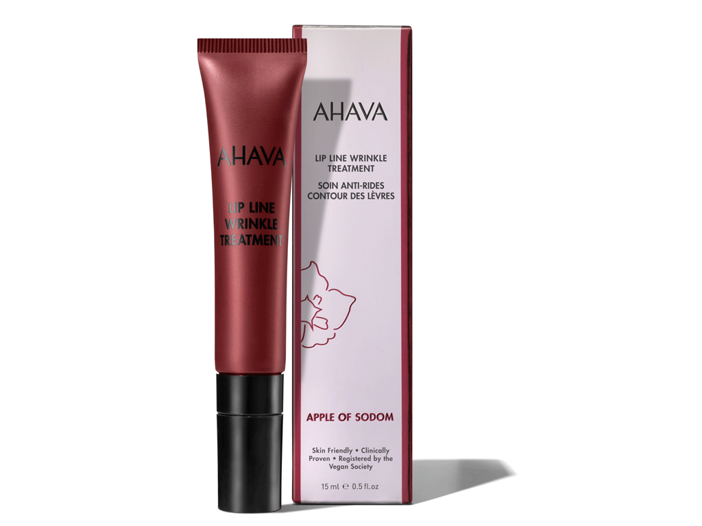 Ahava. Apple of Sodom. Lip Line Wrinkle Treatment. Trattamento specifico per il contorno della labbra. Applicare mattino e sera sul contorno labbra, utilizzando la punta dell’applicatore per levigare le rughe. Massaggiare fino a completo assorbimento. Tubo con applicatore con testina in ceramica da 15 ml. Distribuita in Italia da Luxury Lab Cosmetics. Prezzo: euro 49,00.