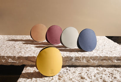 Acqua di Parma e Poltrona Frau. Smart Home Diffuser.