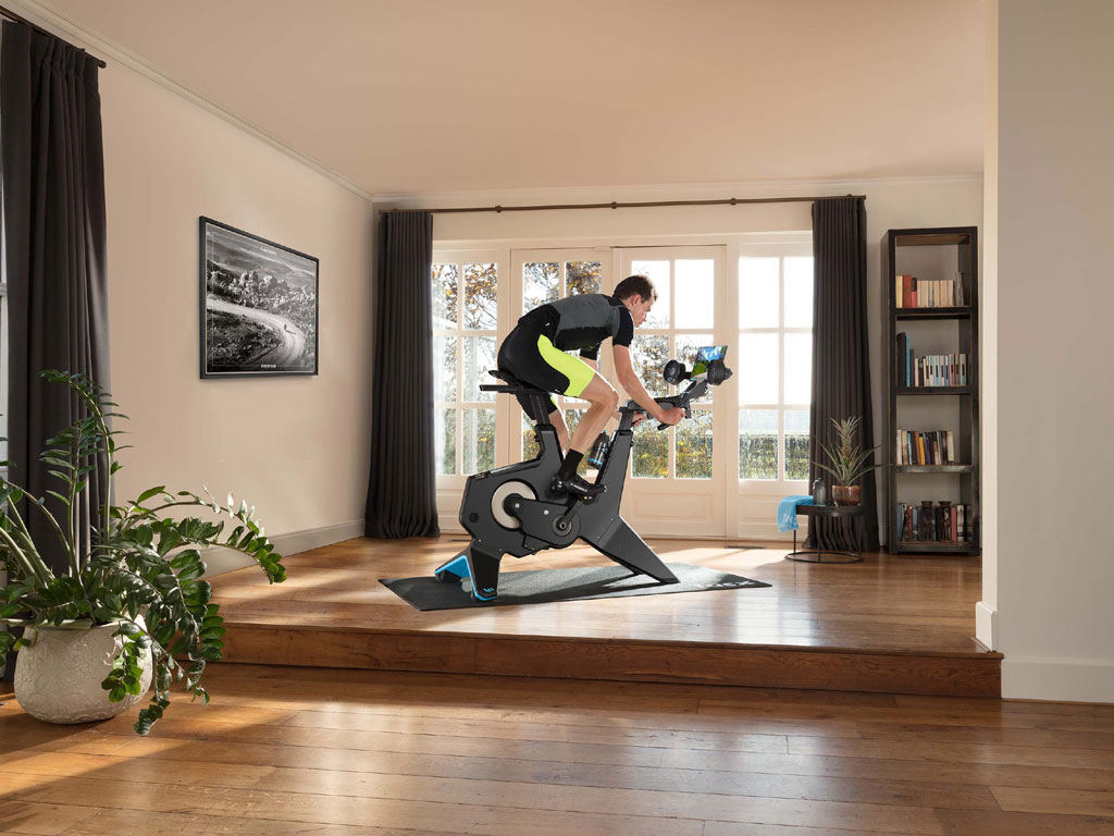 Garmin Tacx NEO Bike Smart Trainer