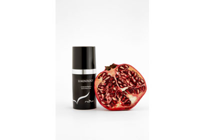Novakosmetica. Luminology Concentrato Anti Macchie della pelle. Brevetto. Confezione da 30 ml.