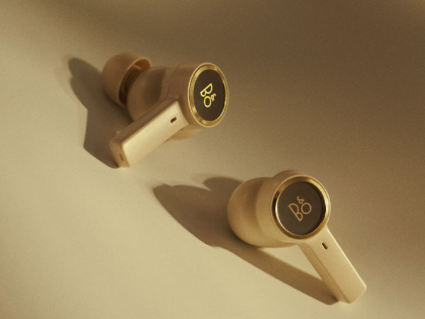 Bang Olufsen Beoplay EX auricolari wireless San Valentino 2023 1
