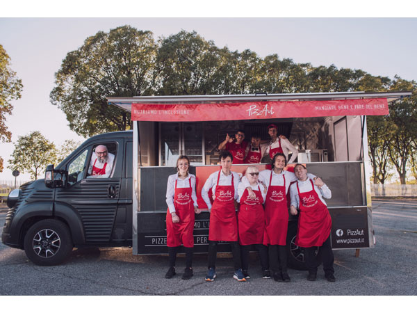 Bosch Italia e PizzAut Christmas Food 2023
