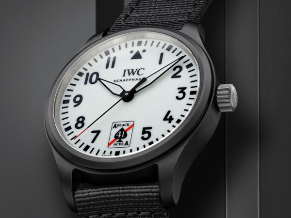 IWC Pilots Watch Automatic 41 Black Aces 1