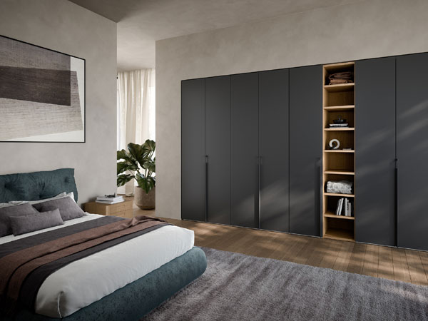 Novamobili Wall 30 impiallacciata abbinata armadio Milano Design Week 2023 600x450