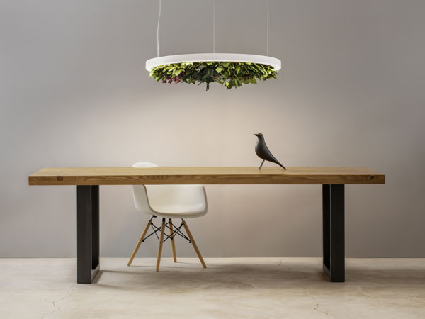 Olev Gavin Silence Leaf tavolo Salone del Mobile Euroluce 2023 600x450