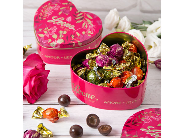 Pastiglie Leone Latta cuore Viva Magenta San Valentino Food 2023 5