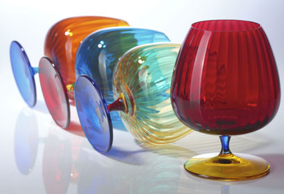 Weissestal. Collezione Joy: calici e bicchieri in vetro colorati.