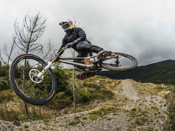 Endura MT500 Waterproof Jacket II Giornata Mondiale della Bicicletta 2024