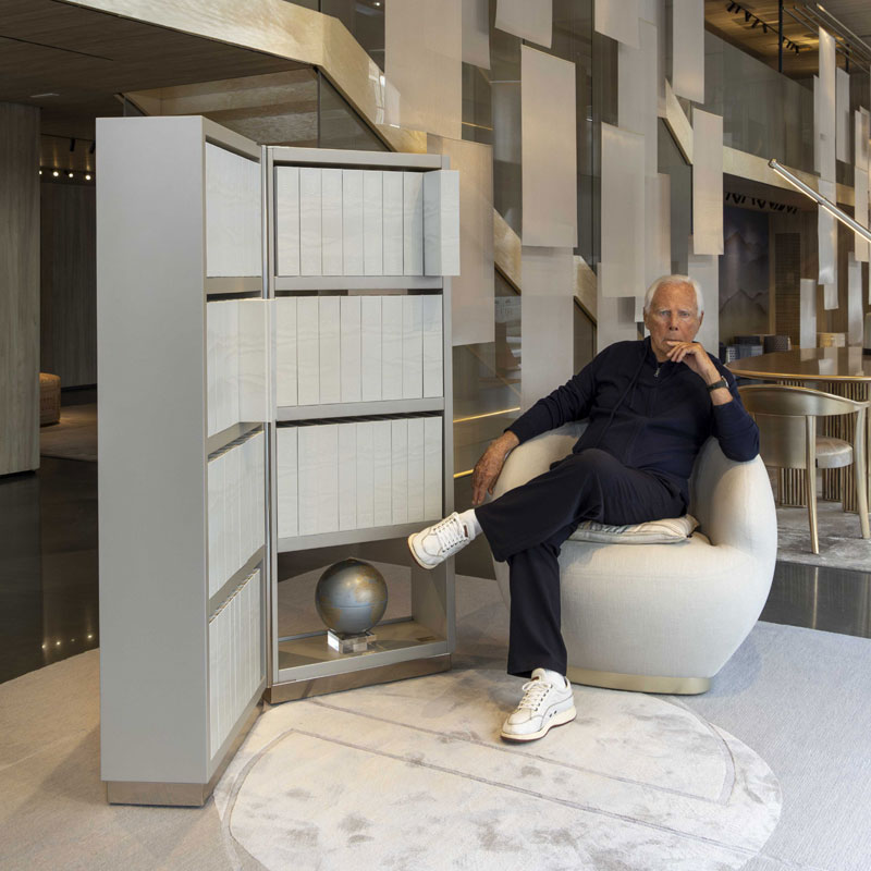 La Grande Enciclopedia Treccani di Giorgio Armani