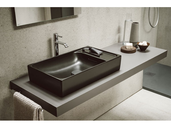 Laufen lavabo Meda 600x450