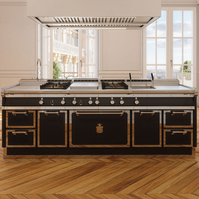 Officine Gullo. Collezione Isola. EuroCucina 2024