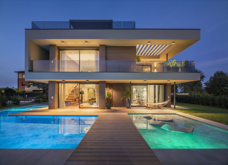 Rubner Haus. Casa Mosca. Verona