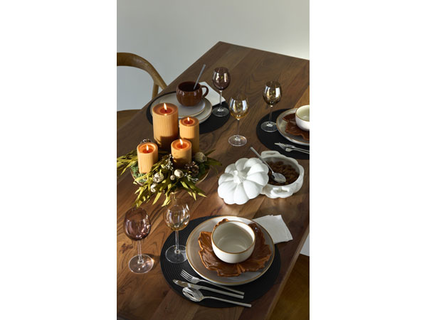 Maisons du Monde Tavola autunnale Halloween 2025