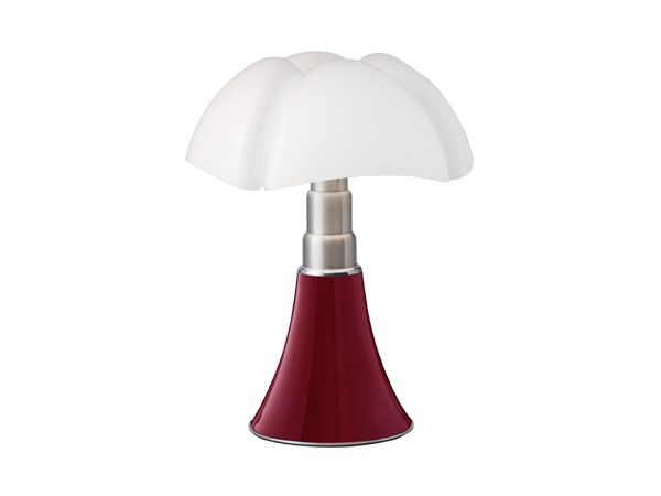 Martinelli Luce Design Gae Aulenti Pipistrello rossa San Valentino 2025