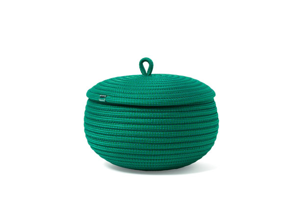 Paola Lenti cesto Sika ph Fabrizio Polla Mattiot Design Natale 2025
