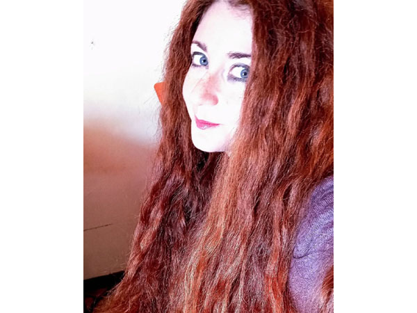Mariangela Cutrone La verità non è figlia unica ritratto scrittrice 600x