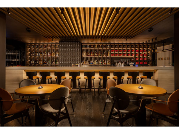 art otel Rome Yezi Bar 600x