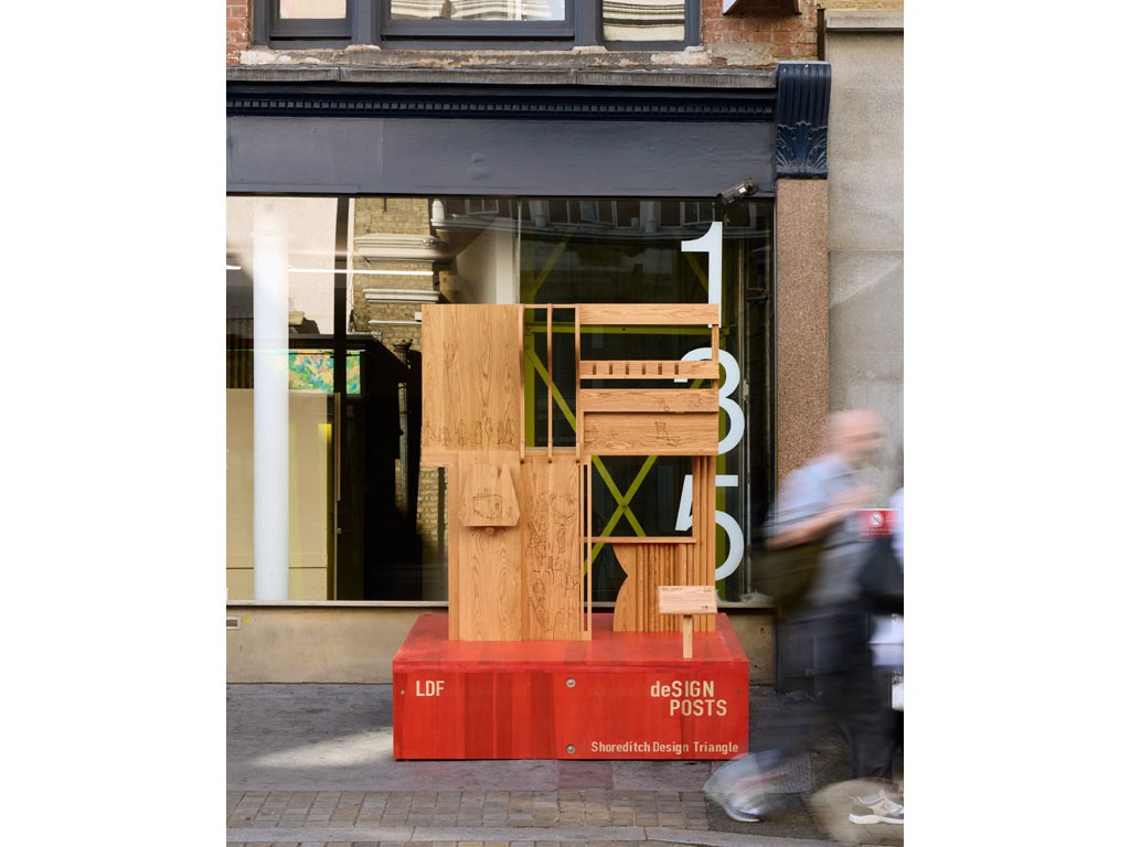 Megan Makinson. Shoreditch, Shoreditch Design Triangle. Realizzato da Benchmark Furniture. Credit Thom Atkinson.