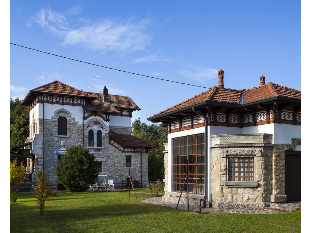 Crespi d'Adda. Le ville dei dirigenti. Nove splendide ville monofamigliari, dall'ampia metratura, risidenza delle famiglie della dirigenza.