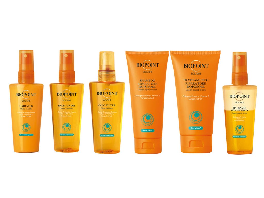 Biopoint Solaire. Gamma completa per la beauty routine dei capelli. Le protezioni: Hair Milk, effetto invisibile, non unge e contiene il Color Protective System, un complesso di filtri solari per proteggere il capello da viraggi di colore, inaridimento e opacità, Ceramidi ad azione idratante e restitutiva ed Estratto d’Uva noto per la sua azione antiossidante. Confezione da 100 ml. Prezzo consigliato: euro 6,50. Spray On Oil. Protegge il capello da viraggi di colore, inaridimento e opacità, donando idratazione e nutrimento. Contiene estratti vegetali di Olio di Jojoba ad azione idratante ed Estratto d’Uva noto per la sua azione antiossidante. Confezione da 100 ml. Prezzo consigliato: euro 6,50. Olio Filter. Nutre e rivitalizza i capelli. Contiene Estratto d’Uva, noto per l’azione antiossidante, ed estratti vegetali di Olio di Jojoba, Mais e Carota, perfetti per idratare la fibra capillare. Color Protective System per proteggere il capello da viraggi di colore, inaridimento e opacità. Confezione da 100 ml. Prezzo consigliato: euro 6,50.|| Il trattamento: Shampoo Riparatore Doposole. Confezione da 200 ml. Prezzo consigliato: euro 4,50. Trattamento Riparatore Doposole. Confezione da 150 ml. Prezzo consigliato: euro 6,50. Balsamo Istantaneo. Confezione da 100 ml. Prezzo consigliato: euro 6,50.