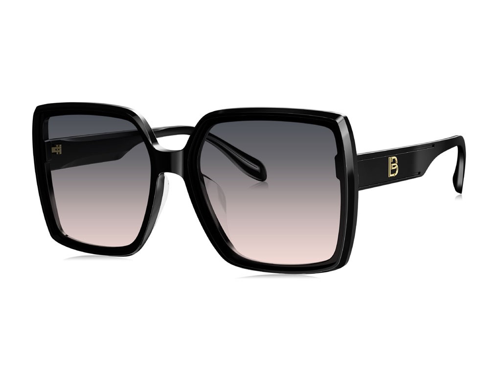 Bolon Eyewear. Occhiale da sole, modello BL3085A13. La montatura è in acetato nera mentre le lenti sfumate fumo/rosa. Prezzo suggerito al pubblico: euro 150,00.
