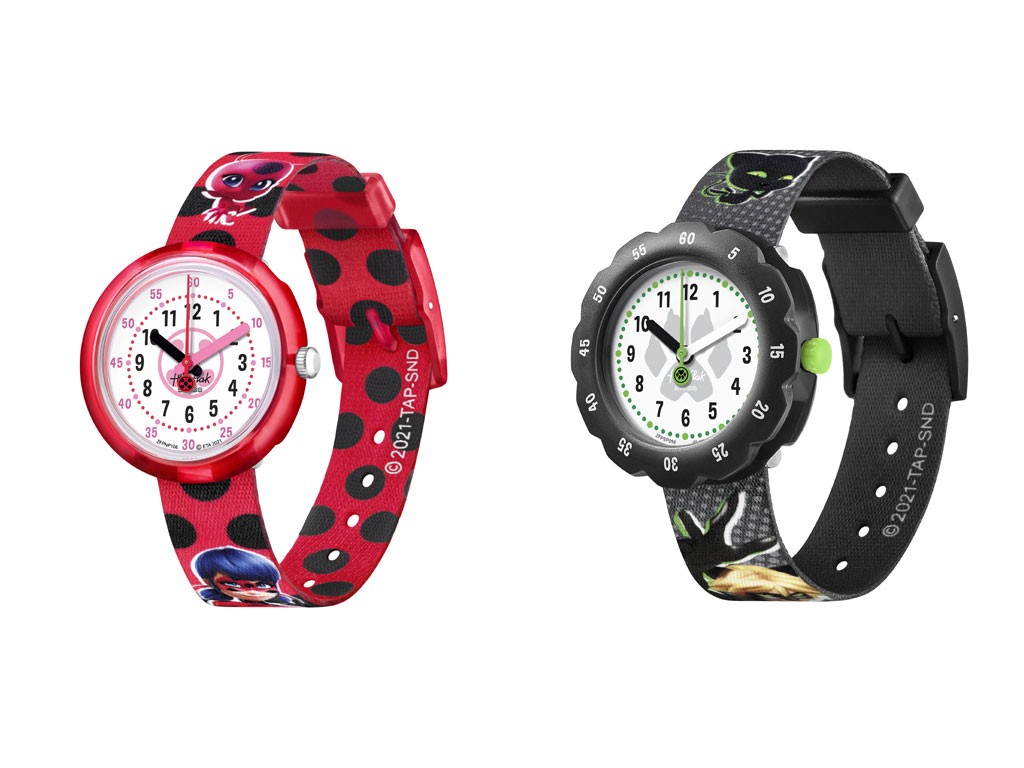 Flik Flak. Zag Heroez Miraculous. Orologi per bambini. A sinistra il modello Miraculous Ladybug con movimento al quarzo. Impermeabile 3 Bar. Cinturino in PET riciclato. Cassa e fibbia in plastica di origine biologica. Prezzo: euro 46,00. A destra il modello Miraculous Cat Noir con movimento al quarzo. Impermeabile 3 Bar. Cinturino in PET riciclato. Fibbia in plastica di origine biologica. Cassa in plastica. Prezzo: euro 58,00.