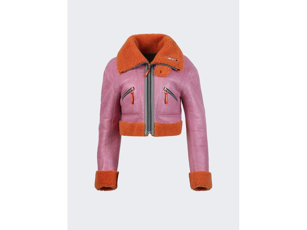 Diesel. La pink collection genderless è acquistabile con pagamento flessibile tramite Klarna.