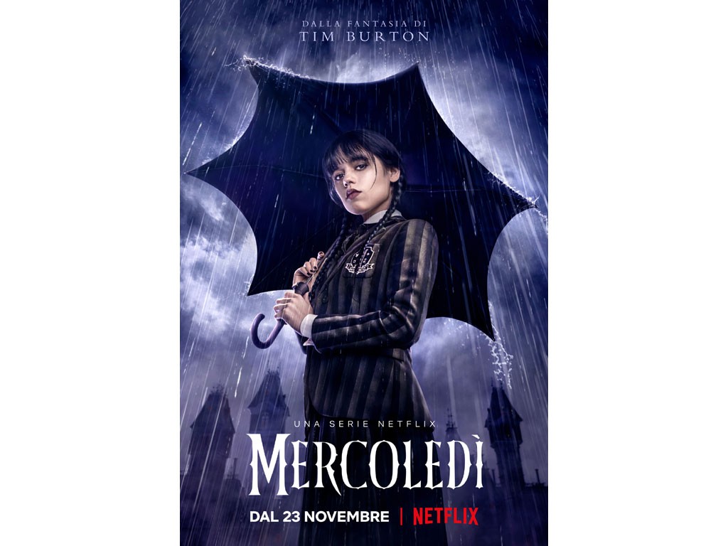La locandina della serie televisiva Mercoledì, diretta da Tim Burton e prodotta da Netflix presentata in anteprima in occasione del Lucca Comics & Games 2022 dallo stesso regista.