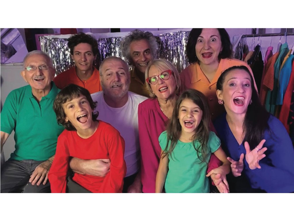 Minima Theatralia | Duperdu. Progetto selezionato dal Comune di Milano per il Crowdfunding Civico 2022 per portare lo spettacolo Kafka of Suburbia nella sala Shakespeare del Teatro Elfo Puccini di Milano. Minima Theatralia | Duperdu si occupa di Social Community Theatre nella periferia milanese e produce performance immersive people and site-specific con artistə professionistə dello spettacolo e dell’arte insieme a cittadinə-attorə di diversa età, abilità e provenienza, con particolare attenzione ai criteri di accessibilità ai soggetti fragili. Costituita nel 2012 come Associazione di Promozione Sociale è diretta dall’attrice, cantante e regista Marta M. Marangoni.