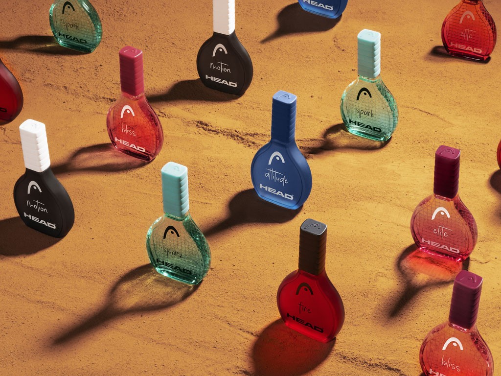 Head Fragrances Collection. Sei fragranze, per lei e per lui, caratterizzate da note olfattive persistenti e fresche, esprimono i valori iconici e forti di Head.