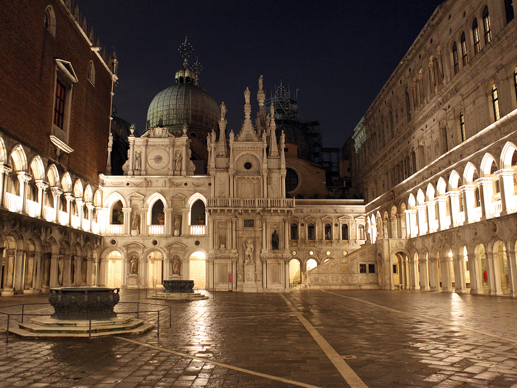 Notte al museo