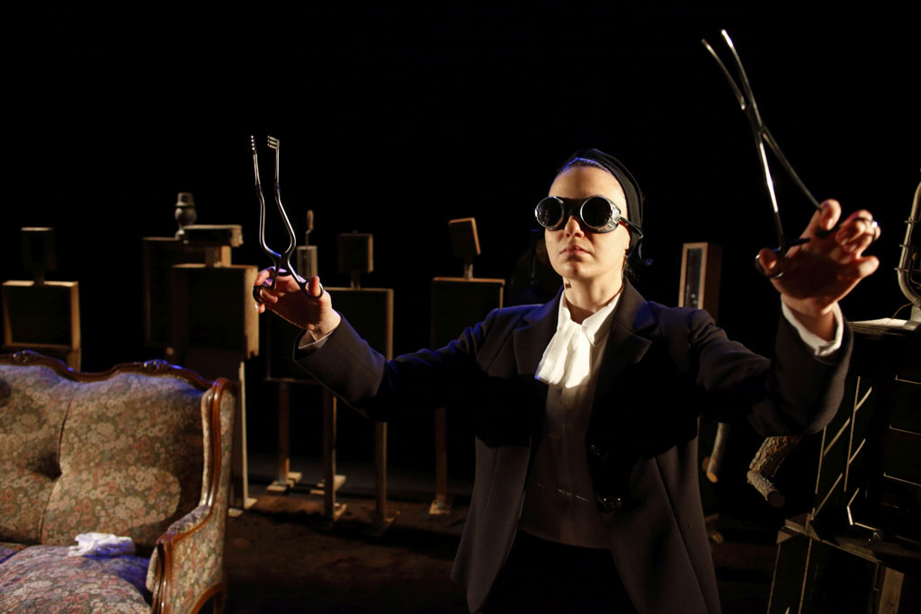 la buona educazione teatro franco parenti 2018