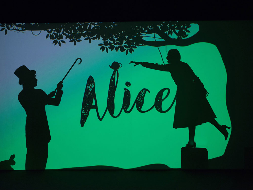 alice scatola magica teatro strehler