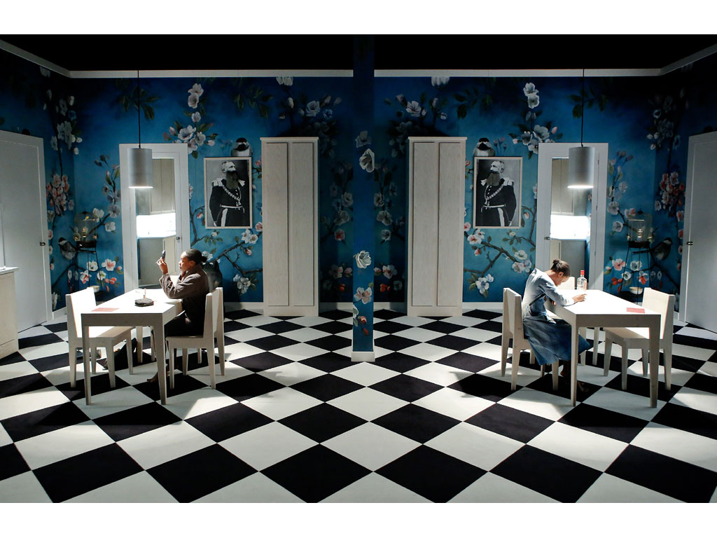 De Living dall'11 al 14 novembre 2020 in scena al Piccolo Teatro Strehler