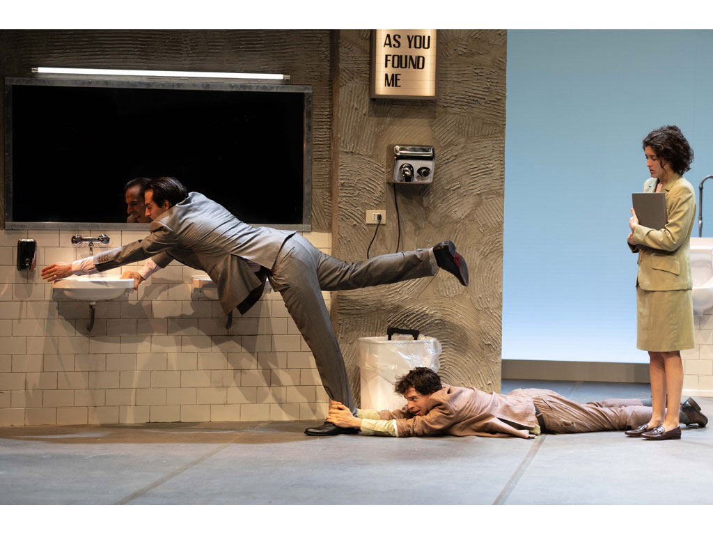 Pandora compagnia Teatro dei Gordi in scena al Teatro Franco Parenti