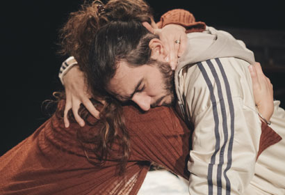 Settanta volte sette. Teatro Elfo Puccini.