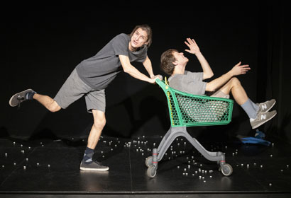 Apocalisse Tascabile di Niccolò Fettarappa Sandri al Teatro Franco Parenti a Milano