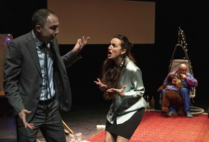 Basta problemi. Commedia. Teatro OutOff