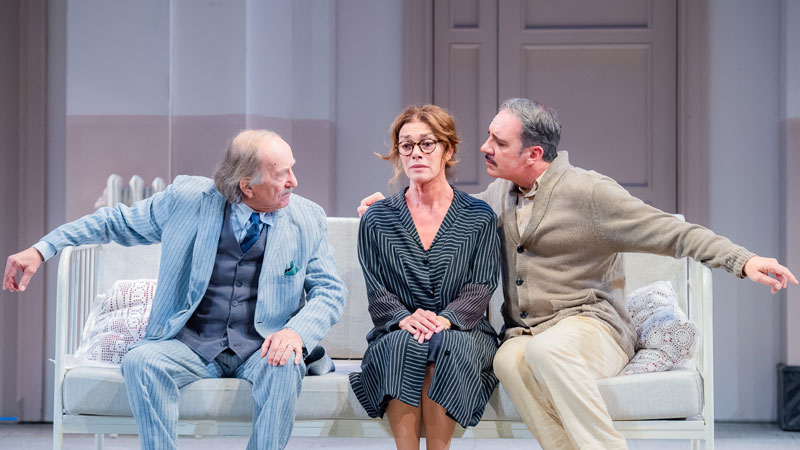 Ditegli sempre di sì di Eduardo De Filippo al Piccolo Teatro Strehler a Milano