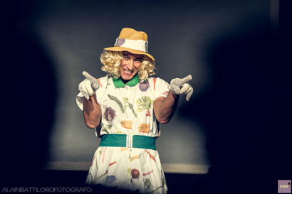 La carne è debole in scena al Teatro Elfo Puccini a Milano