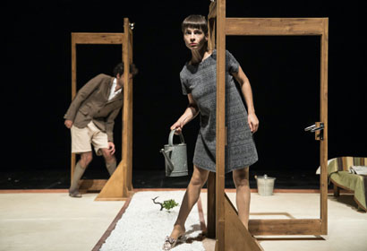 Solitarium spettacolo al Teatro Franco Parenti a Milano