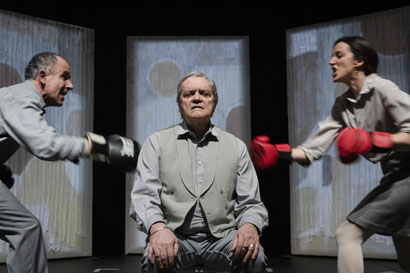 Uno, nessuno e centomila di Luigi Pirandello in scena al Teatro Out Off a Milano