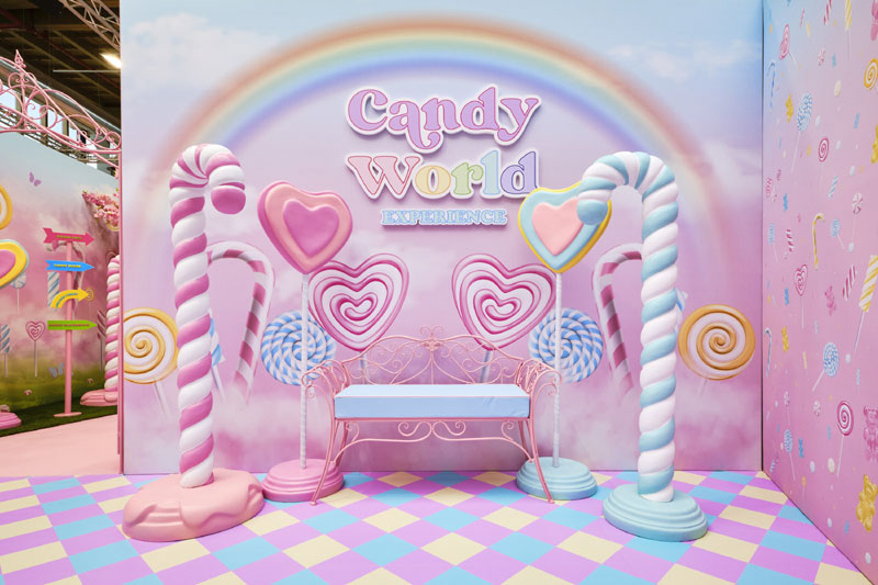 La mostra Candy World Experience dedicato al mondo delle caramelle