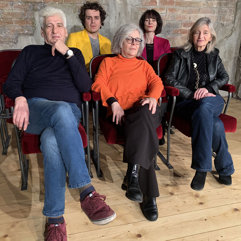 La Biblioteca Umana dello spettatore in scena a febbraio 2023 al Teatro Franco Parenti