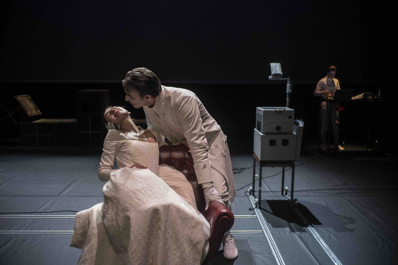 Teatro Elfo Puccini Milano Stagione 2022/2023