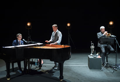 Storie di e con Stefano Massini Piccolo Teatro Studio Melato Milano Stagione 2022/2023