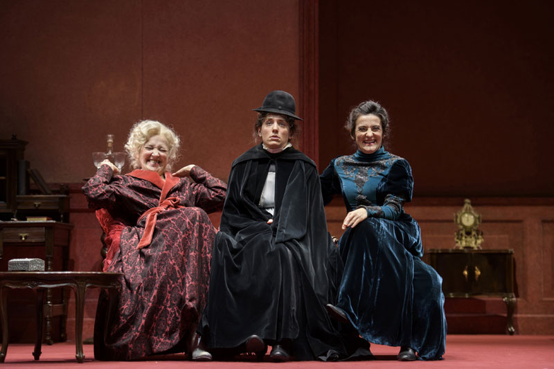 Boston Marriage. Regia di Giorgio Sangati. Produzione Centro Teatrale Bresciano / Teatro Biondo di Palermo. Boston Marriage. Teatro Franco Parenti Milano. Stagione 2023/2024